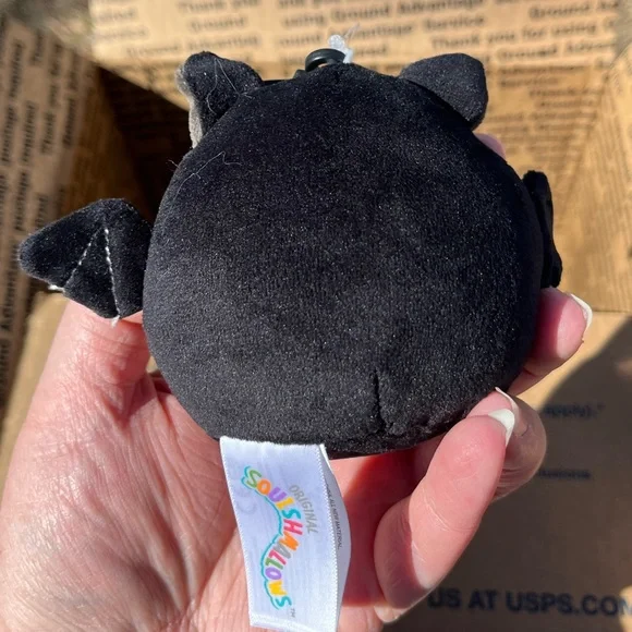 Original Squishmallow Keychain plush Emily the Bat February 2024 NWT clip mini - Picture 3 of 10